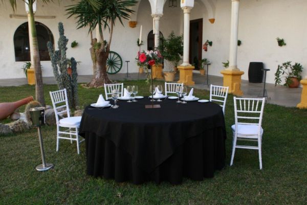 Mantel Redondo Negro 160-180